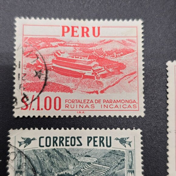 Vintage Peruvian Postage Stamps Set Of 3 - Fortaleza De Paramonga LI3061 - Picture 2 of 5